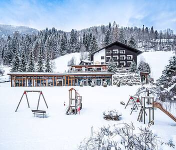 Lyžování, wellness a zábava