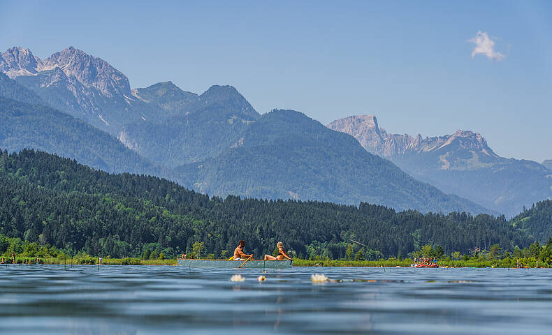 Abenteuerlust in der Region Nassfeld-Pressegger See_Ruderboot