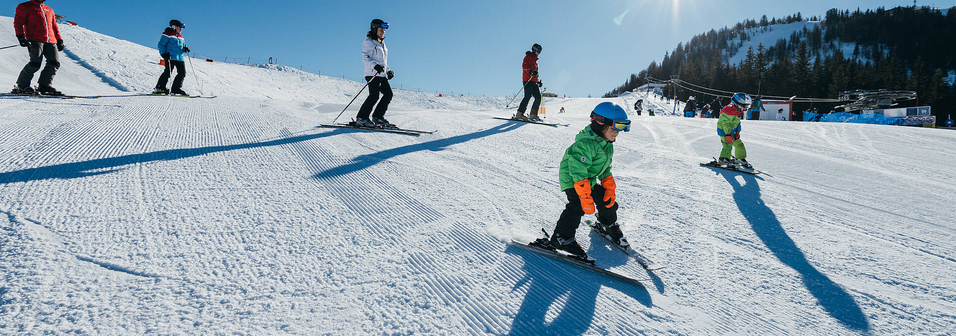 Goldeck Kinderland Kids beim Skifahren
