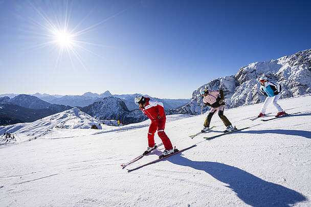 Skifahren lernen am Nassfeld mit Skilehrer
