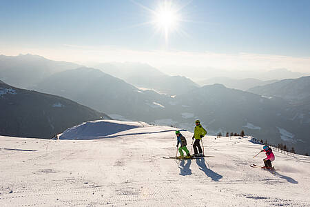 Zimní rodinná dovolená - Emberger Alm