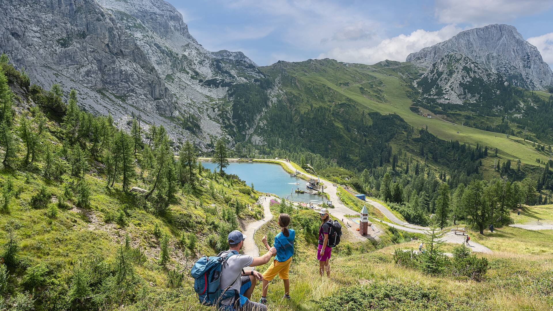 Genusswandern mit der Familie am Aquatrail Nassfeld