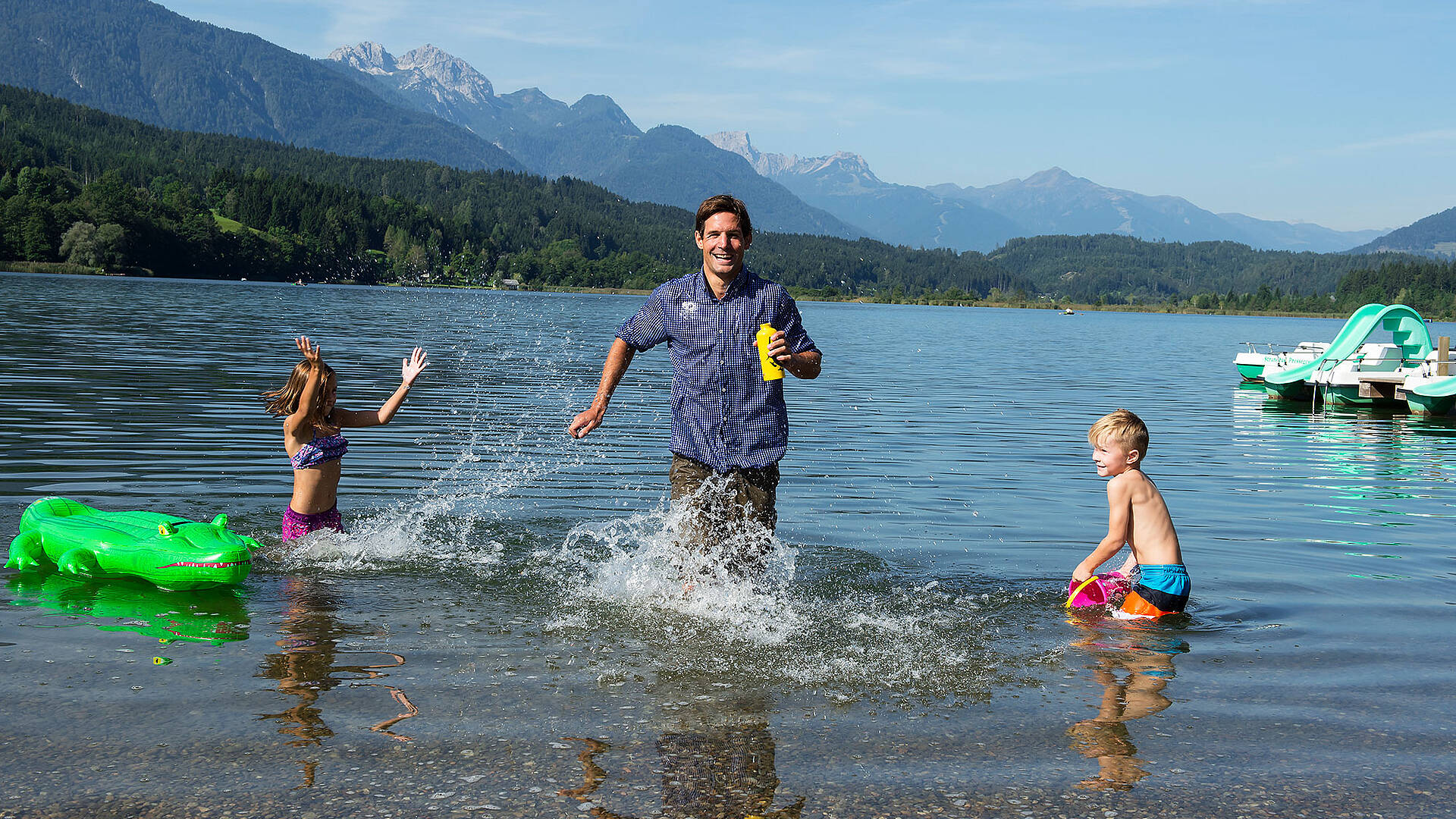 Badespaß am Pressegger See